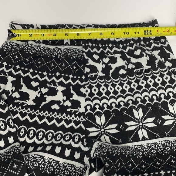 Black and Grey Warm Reindeer Leggings Size Large - Picture 4 of 10